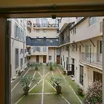 Palazzo Scapucci A Navona 아파트