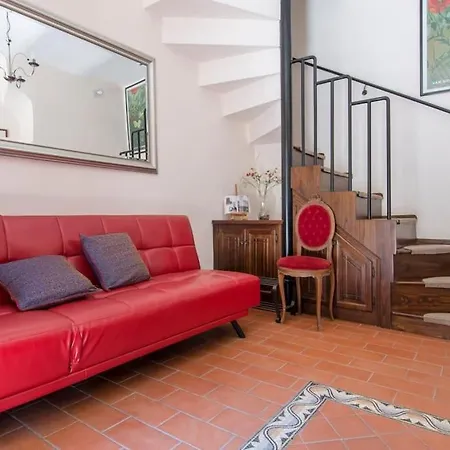 Palazzo Scapucci A Navona Apartment