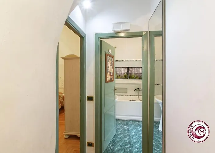 Palazzo Scapucci A Navona *