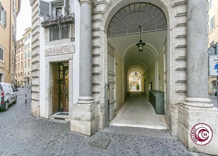 Palazzo Scapucci A Navona *